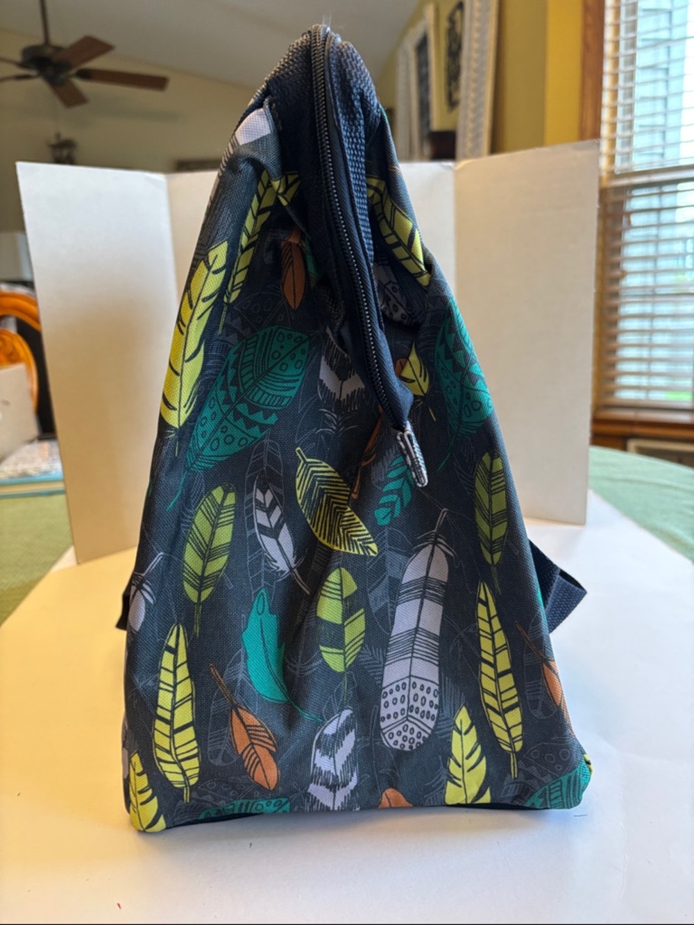Thirty One Carry-All Tote Bag Hard Bottom Multi Compartment NWOT - Picture 3 of 8